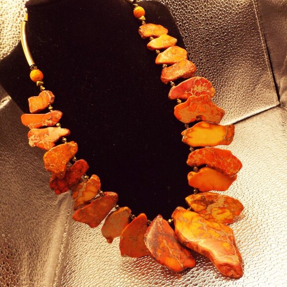 LUCAS LAMETH RAW EDGE GRADUATED SLABS OF **ORANGE JASPER STONE** NECKLACE 41 - Picture 1 of 9